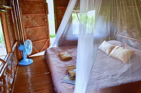 Micky Monkey Beach Hotel Phuket Maikhao Thailand Mai Khao Bagian luar foto